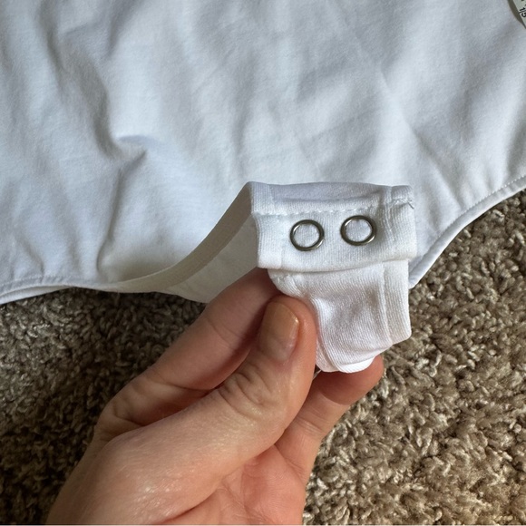 Shoedazzle Seamless Tank Bodysuits Set Tan & White, Size XS/S, Versatile Basics - Picture 16 of 16